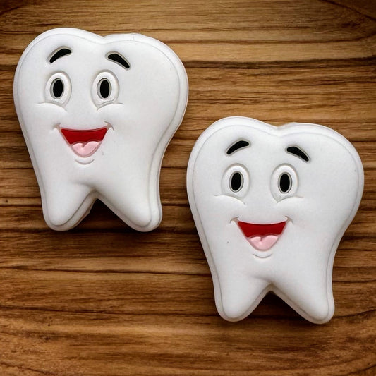 Happy Tooth Focal