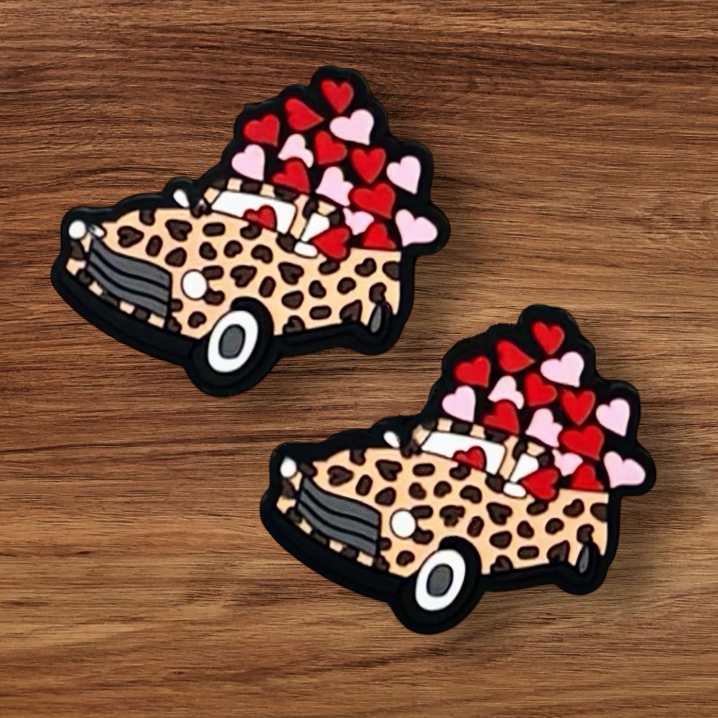 Leopard Truck With Hearts Focal