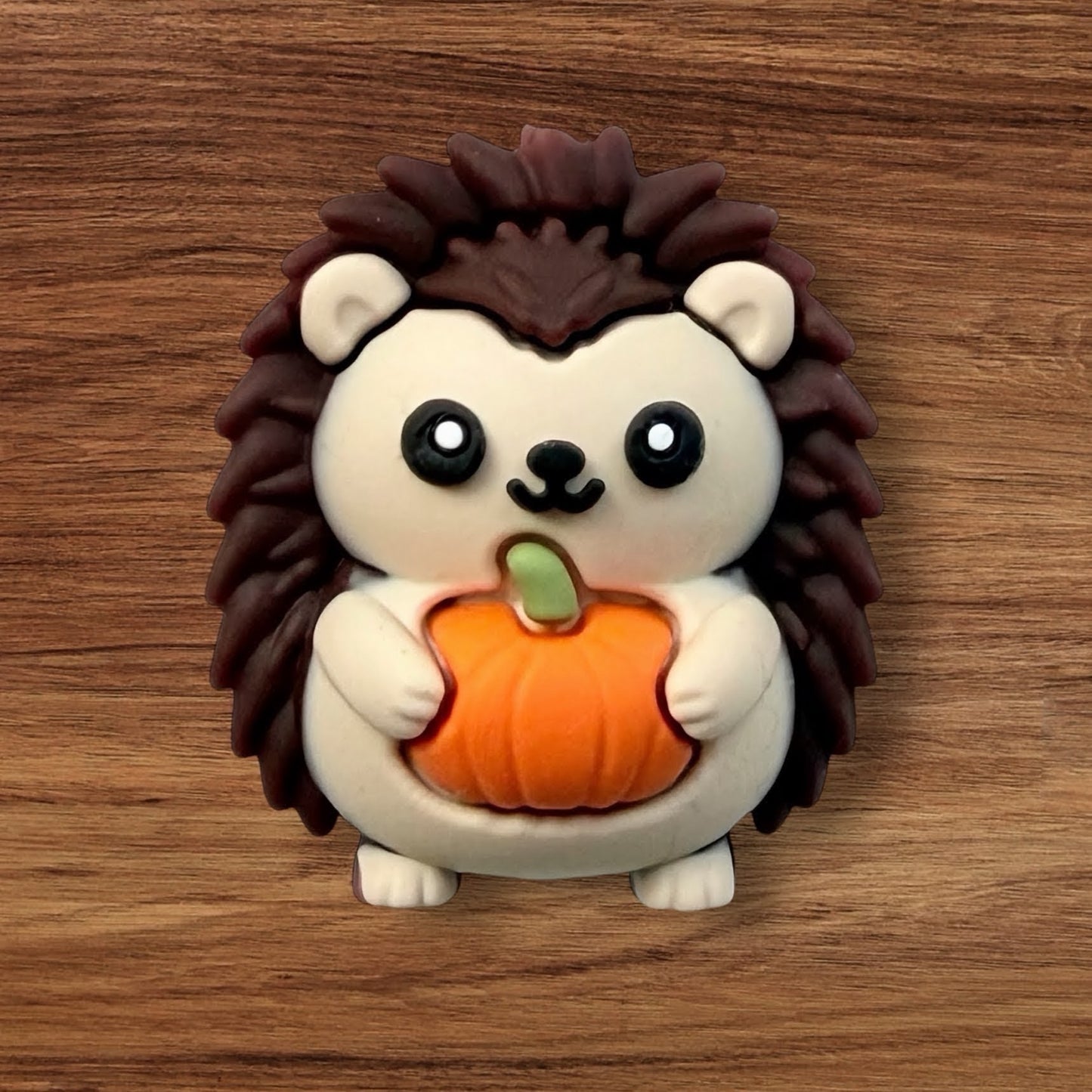 3-D Hedgehog With Pumpkin Focal
