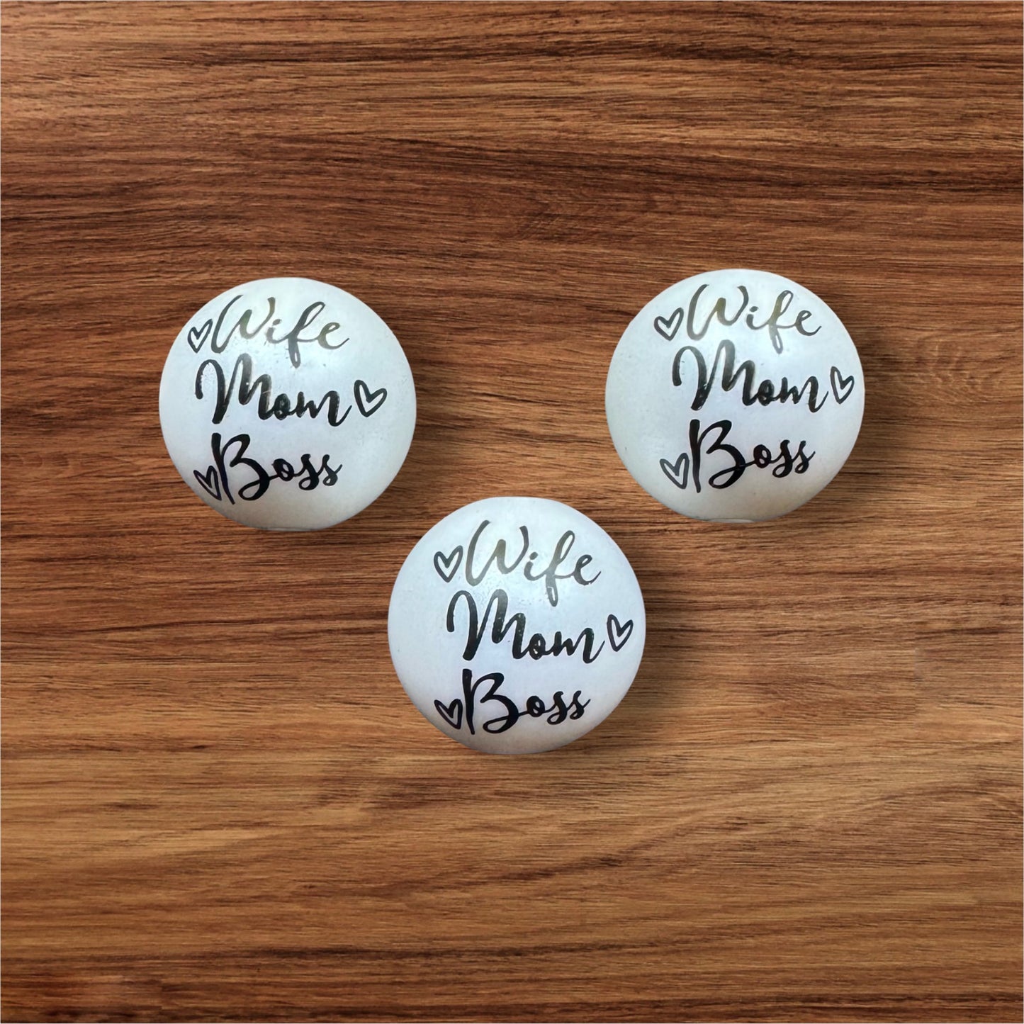 20mm Wife Mom Boss Acrylic Bead