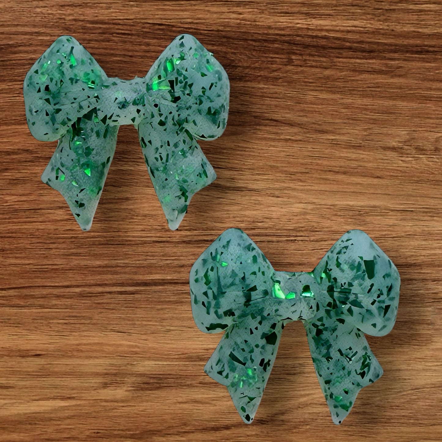 Green Glitter Bow Focal