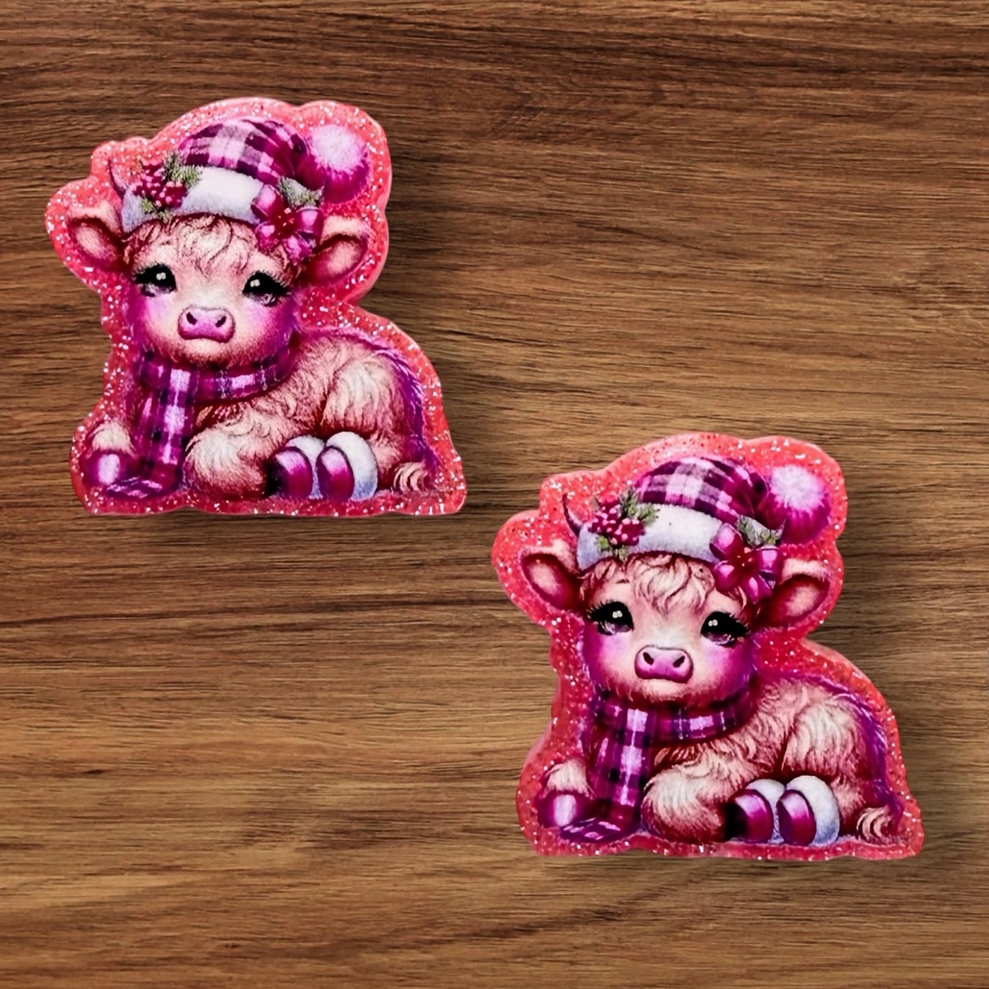 Acrylic Cow In Hat & Scarf Focal