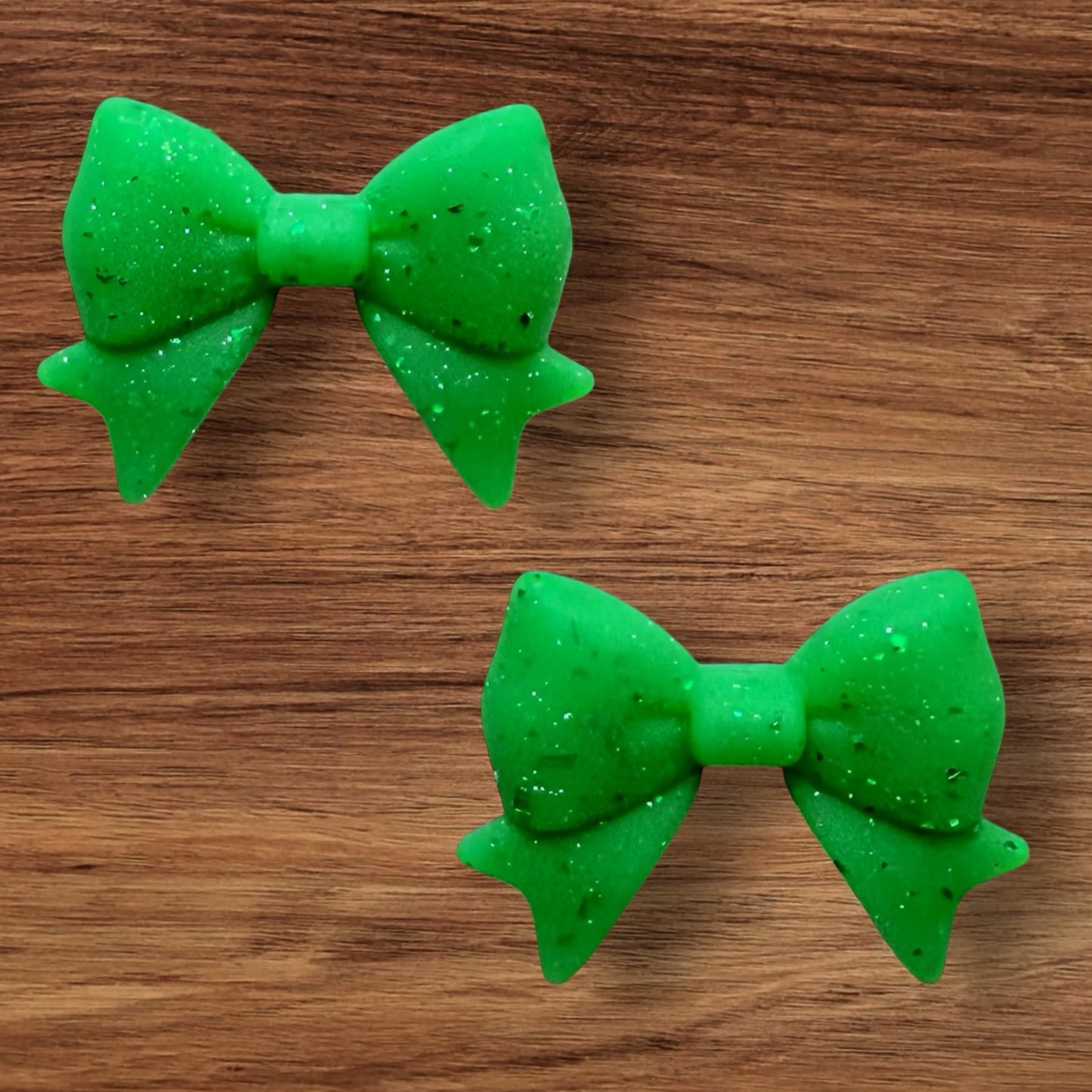 Green Glitter Bow Focal
