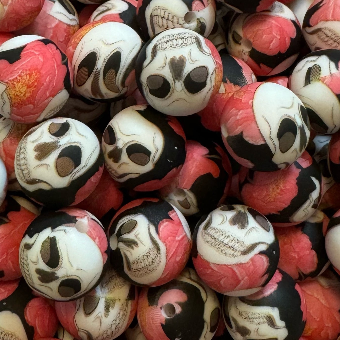 15mm Skull & Roses Silicone Bead