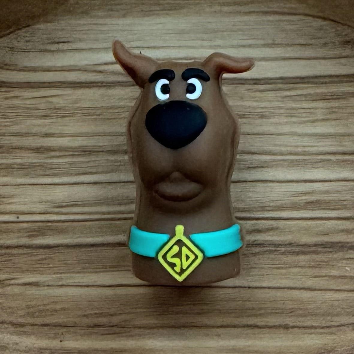 3-D Brown Dog Focal