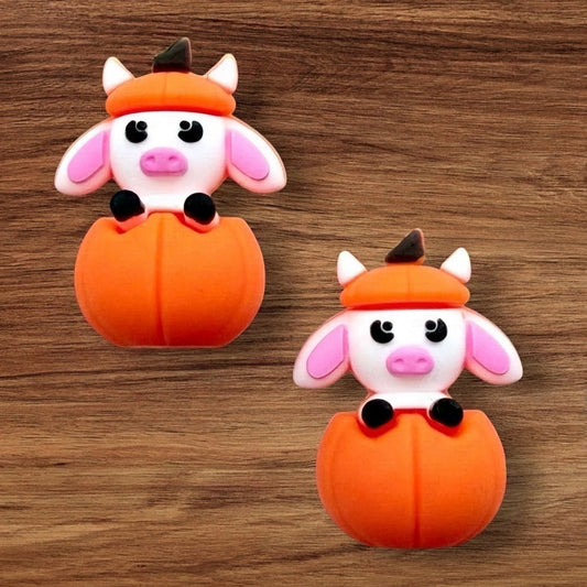 3-D Cow In Pumpkin Focal