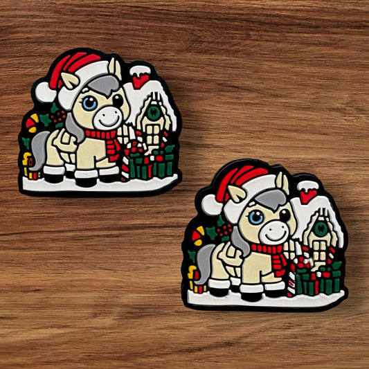 Horse In Santa Hat Focal