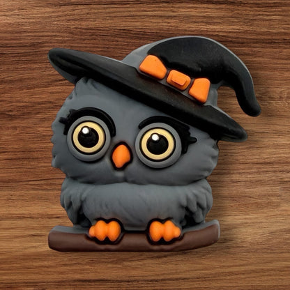 3-D Owl Witch Focal