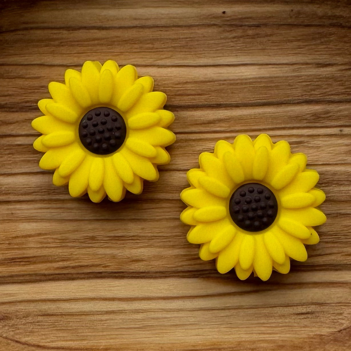20mm Sunflower Focal Bead
