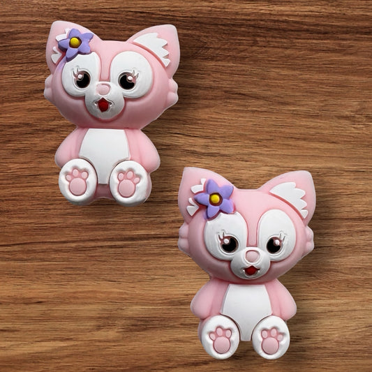 3-D Cat With Purple Flower Focal