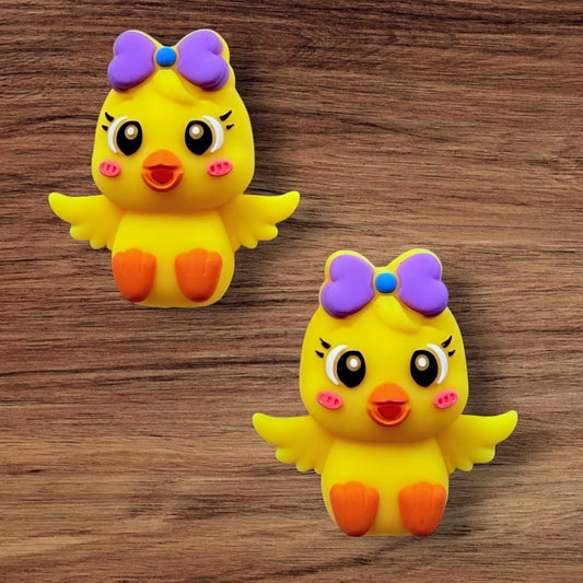 3-D Chick In Purple Bow Focal