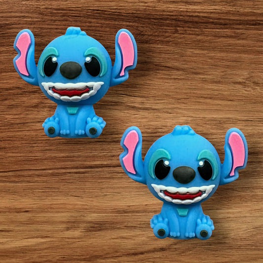 3-D Blue Alien Focal