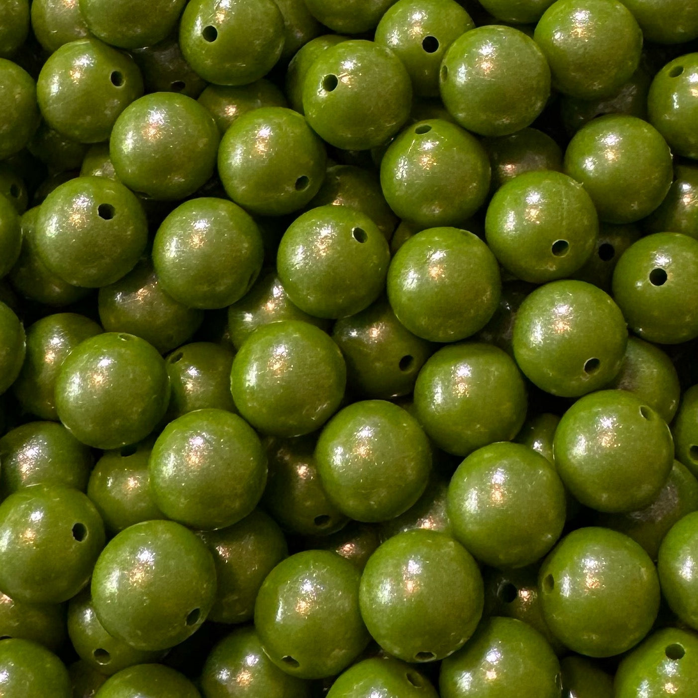 15mm Bean Green Chameleon Silicone Bead