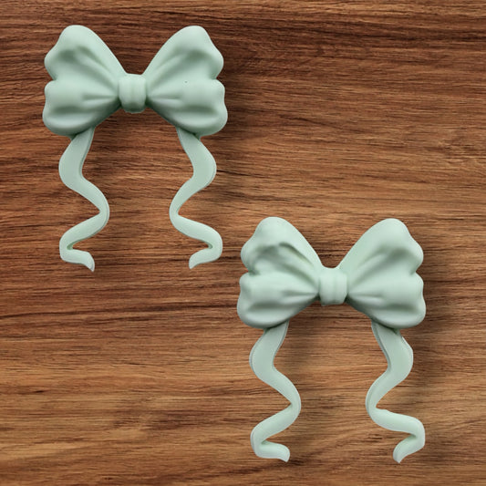 Long Tail Bow Focal (Sage Green)