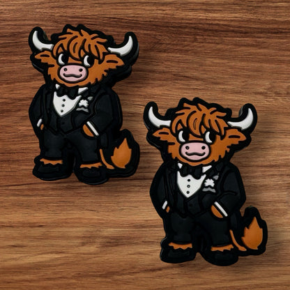 Cow Bride & Groom Focal