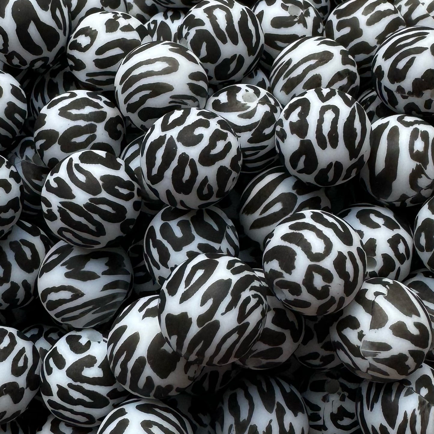 15mm Leopard Silicone Bead