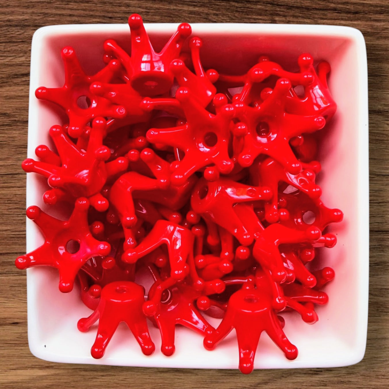 Large Acrylic Crown Bead