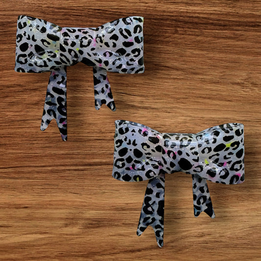 Shiny Confetti Leopard Bow Focal/Straw Topper