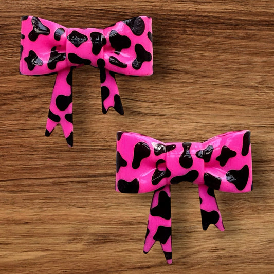 Shiny Hot Pink Cow Print Bow Focal/Straw Topper