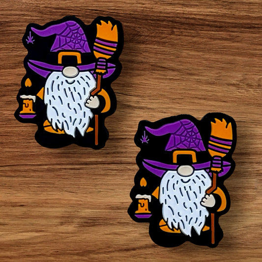 Gnome Witch Focal