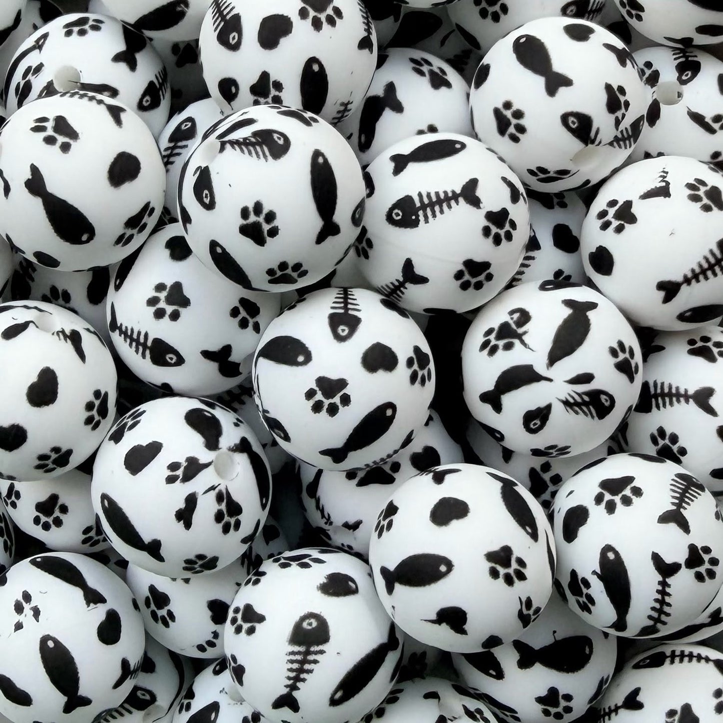 15mm Cat Treats Silicone Bead (Exclusive)