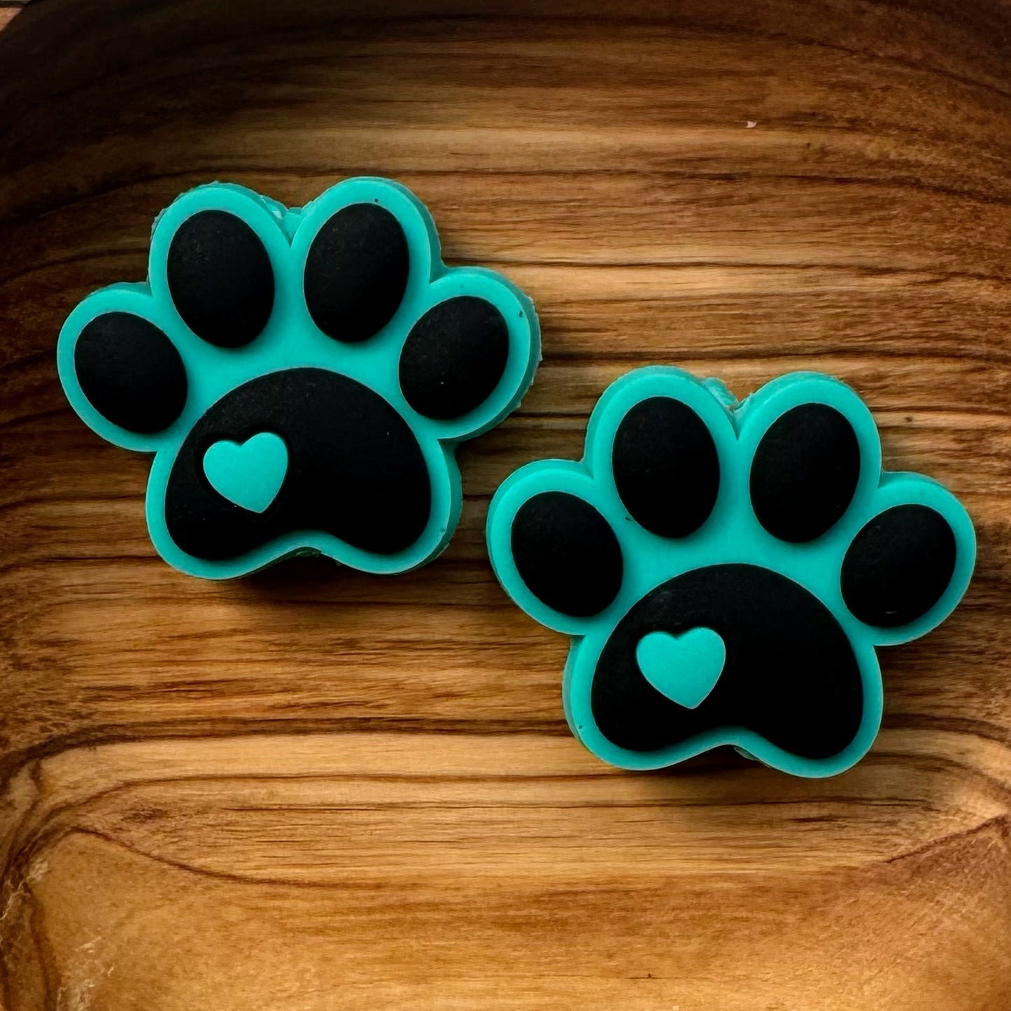 Turquoise Paw Print Focal