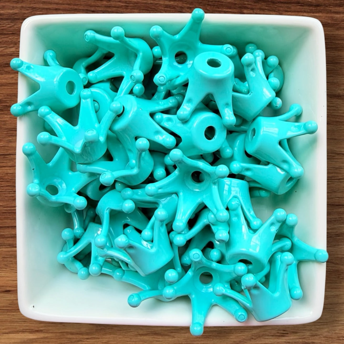 Large Acrylic Crown Bead