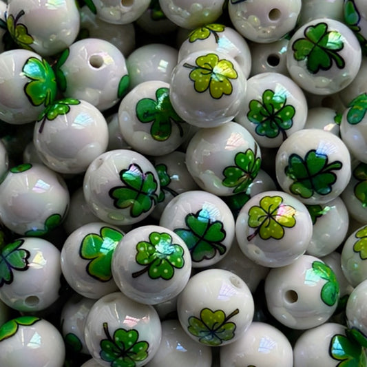 16mm Clover Acrylic Beads