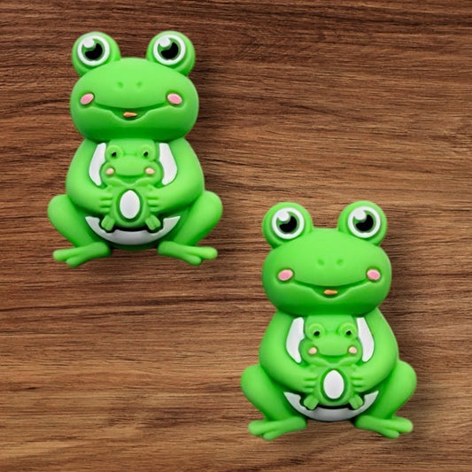 3-D Mama & Baby Frog Focal