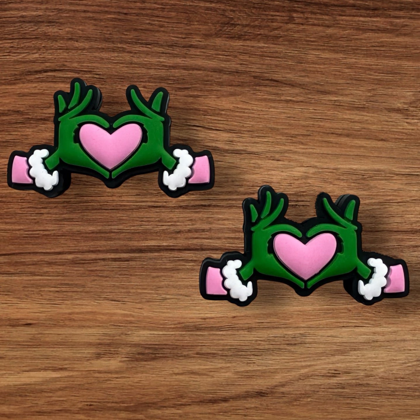 Green Hands Pink Heart Focal