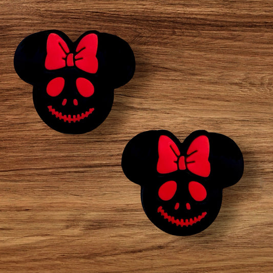 Girl Mouse Skeleton Focal