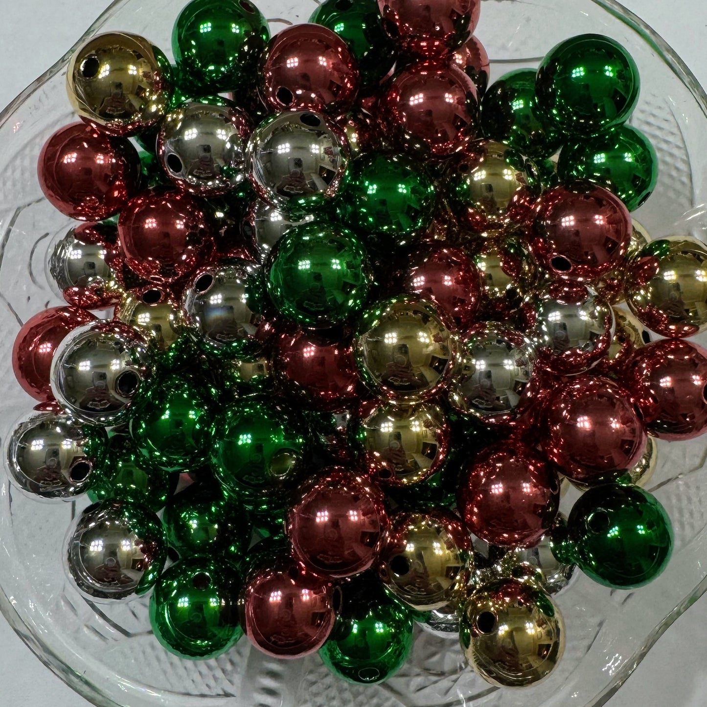 16mm Acrylic Christmas Mix