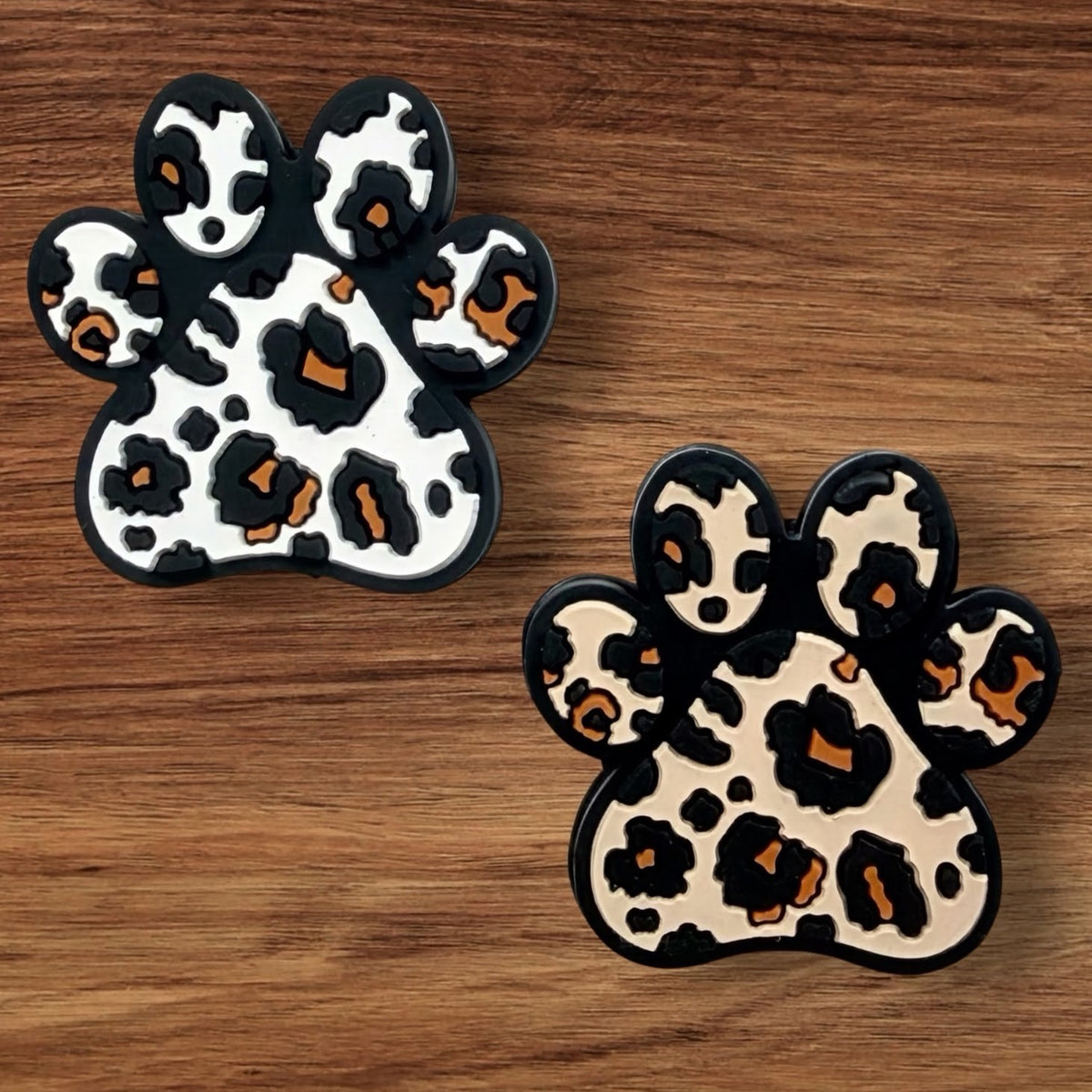 Leopard Print Paw Focal
