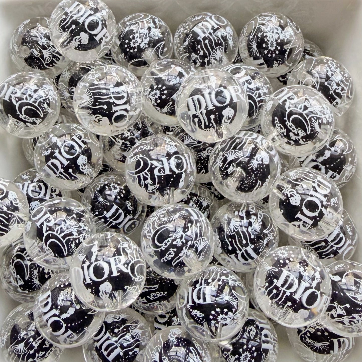 16mm Designer Acrylic Bead