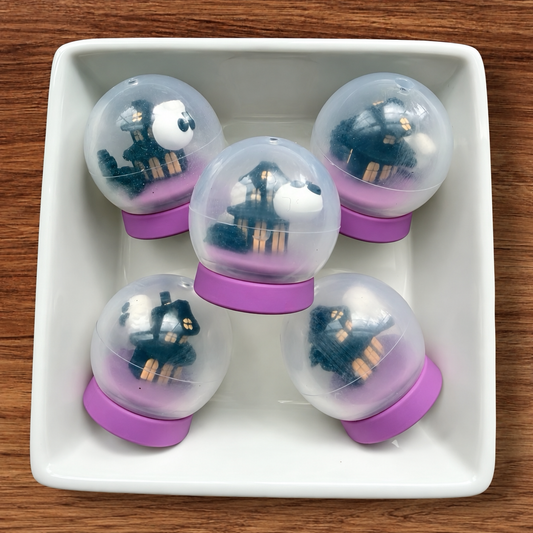 Haunted House Globe Focal