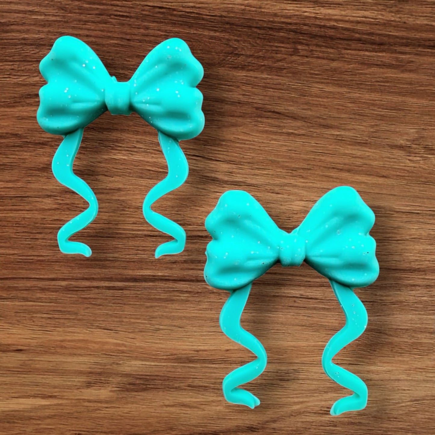 3-D Long Tail Bow Focal (Turquoise)