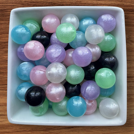 16mm Pearl essence Acrylic Bead