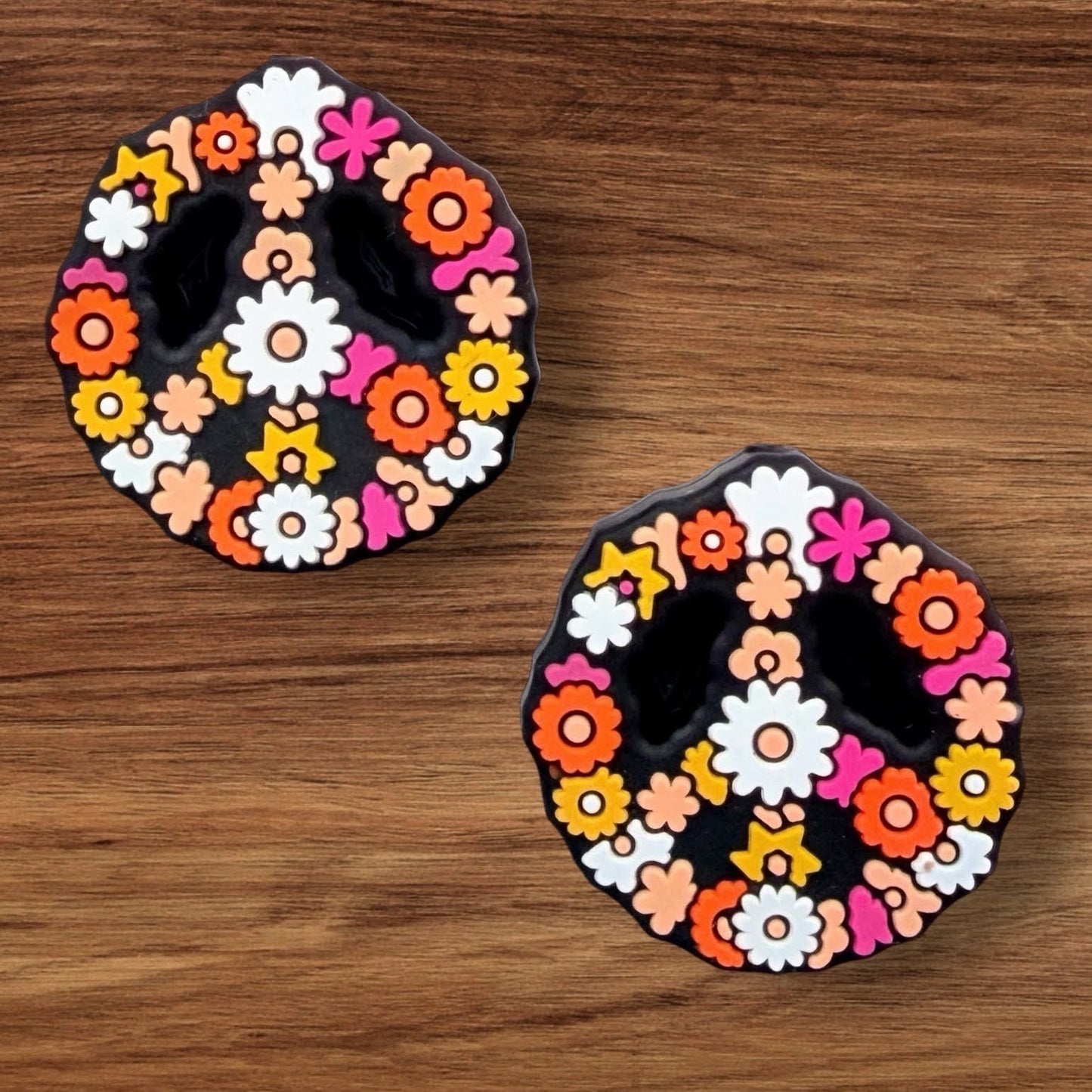 Peace sign Focal