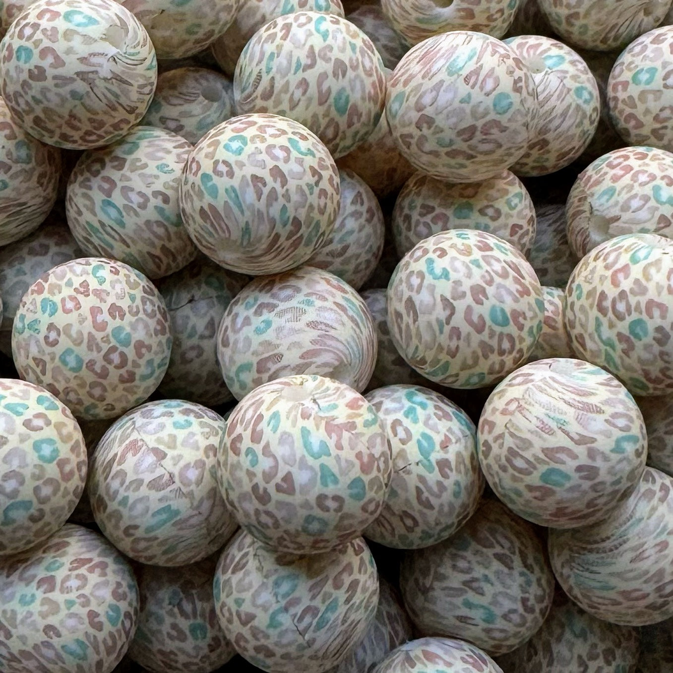 15mm Pastel Cheetah Silicone Bead