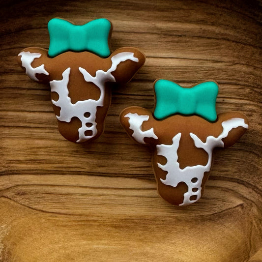 3-D Brown Cow With Bow Focal