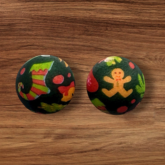 15mm Gingerbread & Stockings Silicone Bead