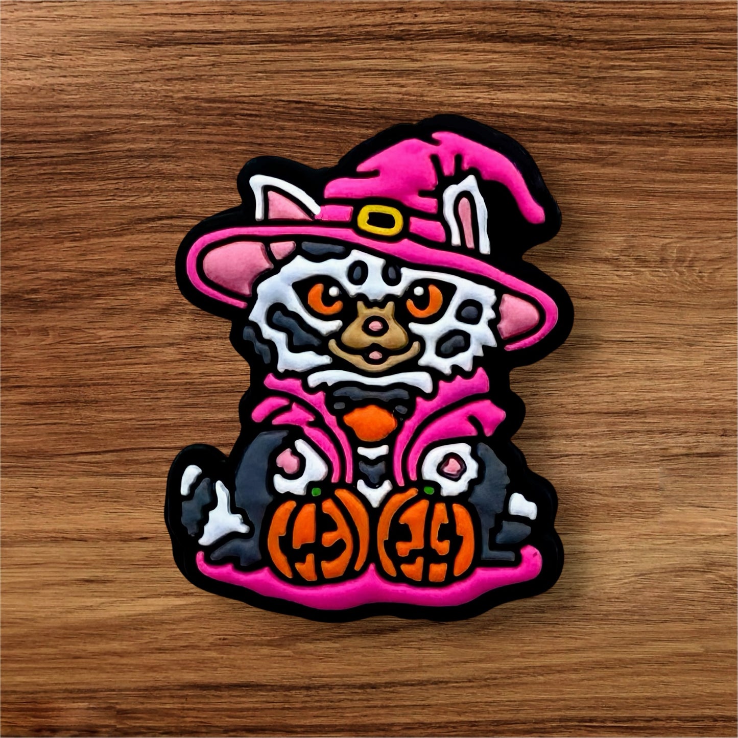 Spooky Cat Focal