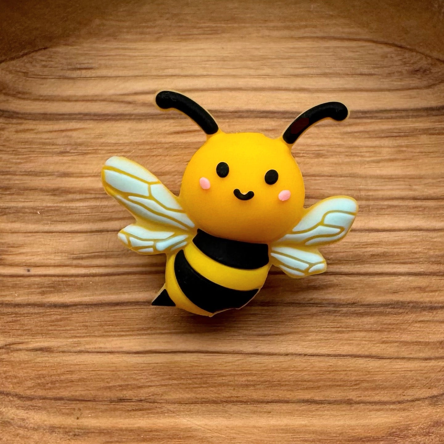 3-D Bee Focal