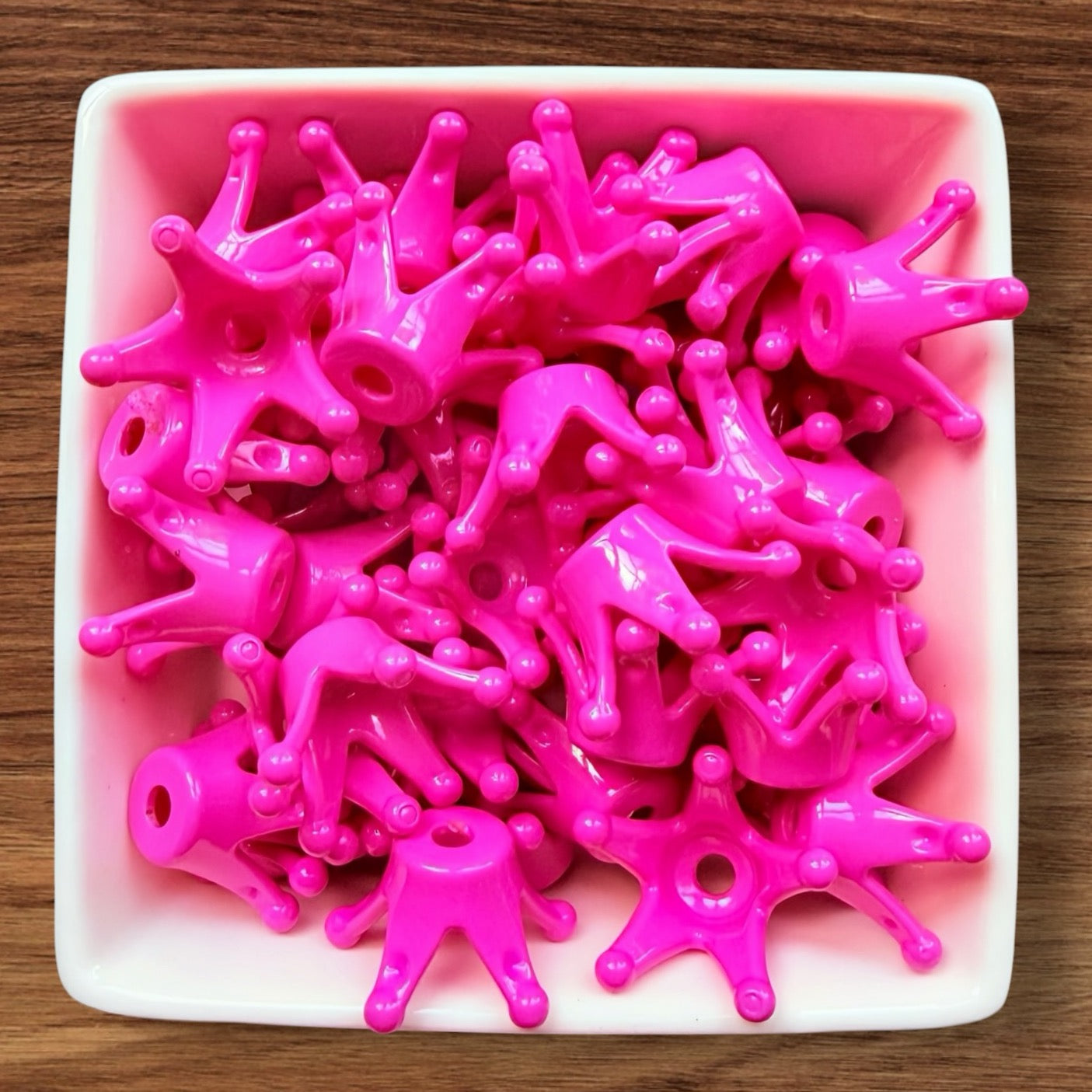 Large Acrylic Crown Bead