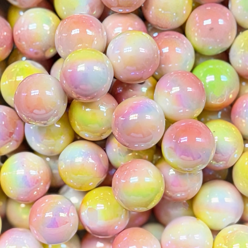 16mm Strawberry Lemonade Acrylic Beads