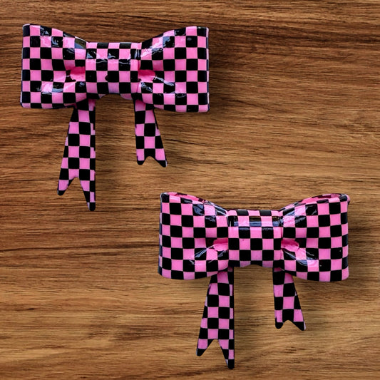 Shiny Pink Checkered Bow Focal/Straw Topper