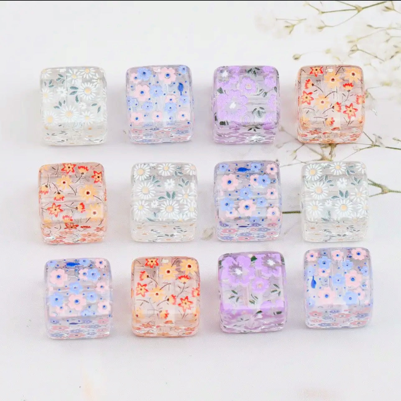 14mm Square Floral Acrylic Beads