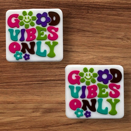 Good Vibes Only Focal