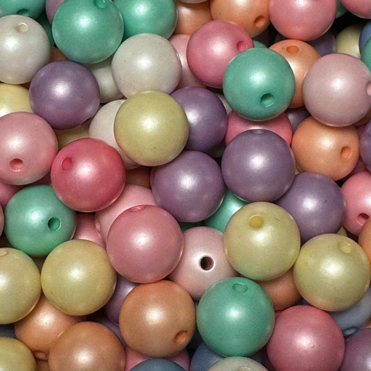 16mm Matte Opal Acrylic Beads