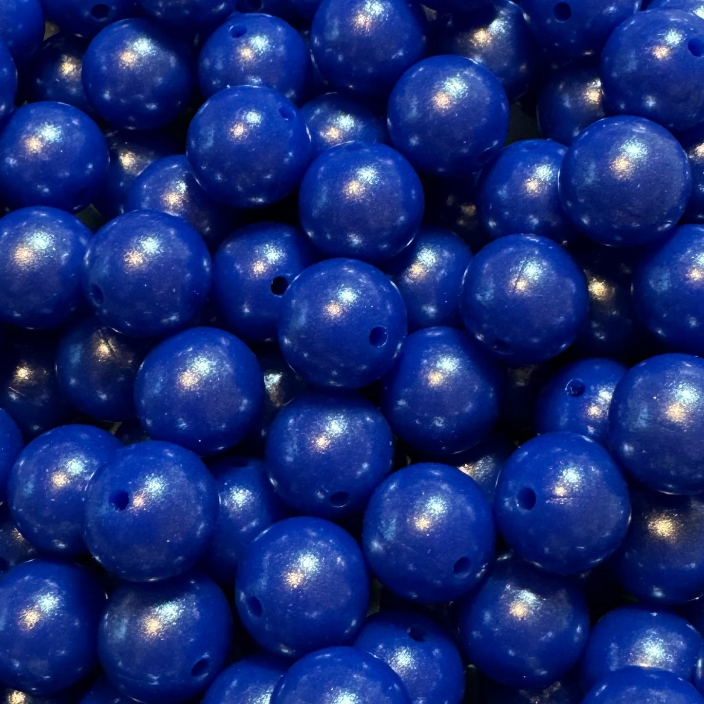15mm Primary Blue Chameleon Silicone Bead